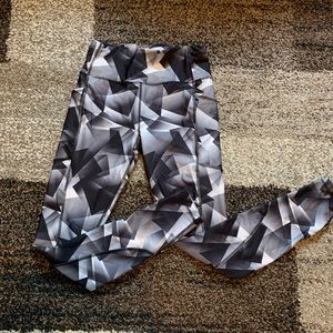 Avia full-length leggings with pockets